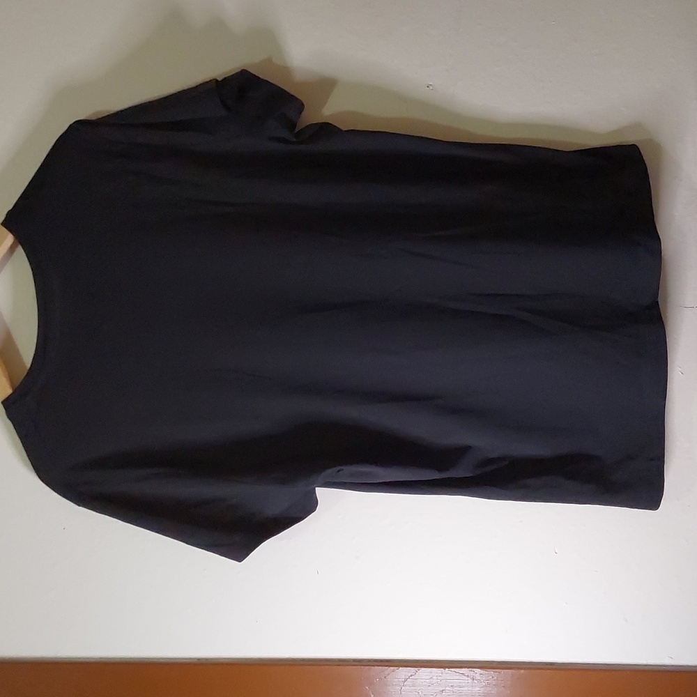 Reebok Women's Black Tee with White Logo - Picture 4 of 4